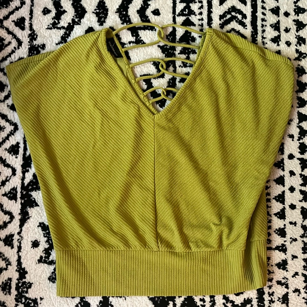 Fortune+Ivy Green Top (new with partial tag)